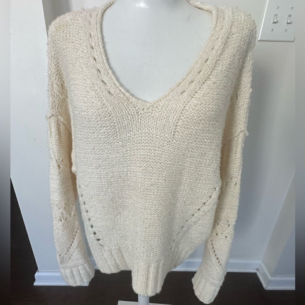 Anthropologie Pilcro Marla Ivory V-Neck Cropped Oversized Sweater XS-M - Picture 3 of 9